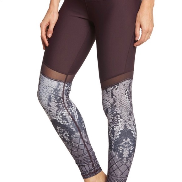 ✨NEW OUT OF STOCK✨ Manduka leggings serpent print - Picture 2 of 5